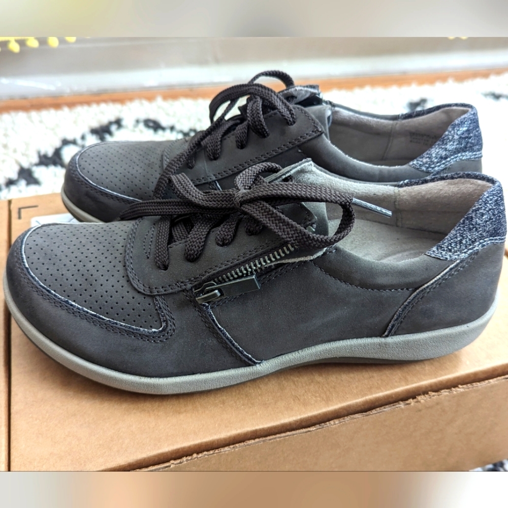Aetrex Women's Roxy Arch Support Casual Sneaker - Charcoal